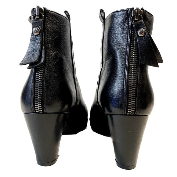 Mint Stuart Weitzman Black Leather Boots Size 6 M - Picture 7 of 14